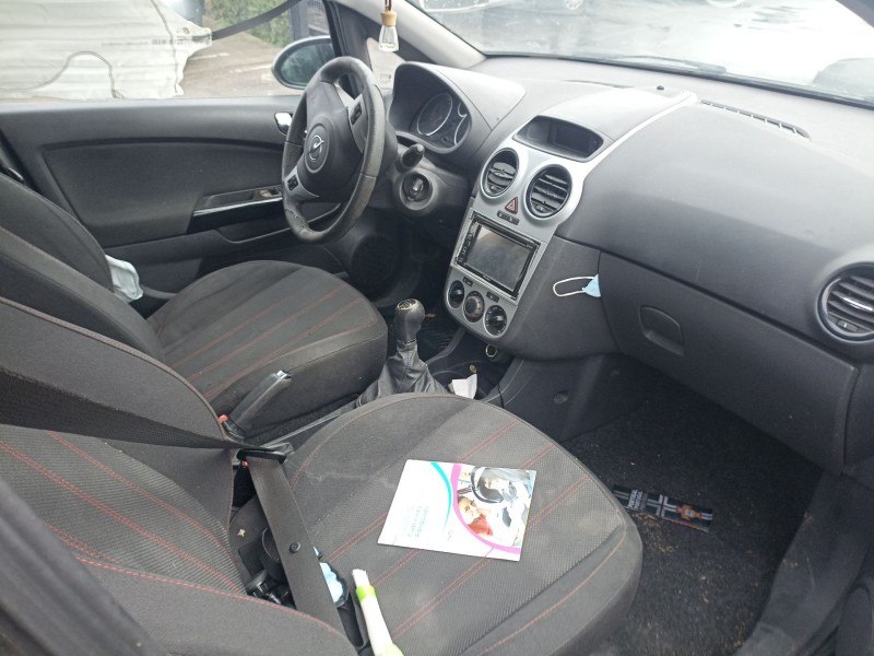 opel corsa d (s07) del año 2009
