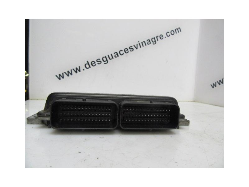 Recambio de centralita : renault twingo : 1.1 g 3p [1994] para renault twingo 1.1 g referencia OEM IAM 8200059086  