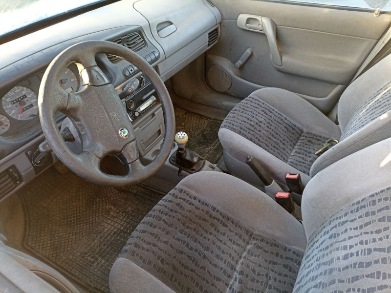 skoda felicia ii station wagon (6u5) del año 1999