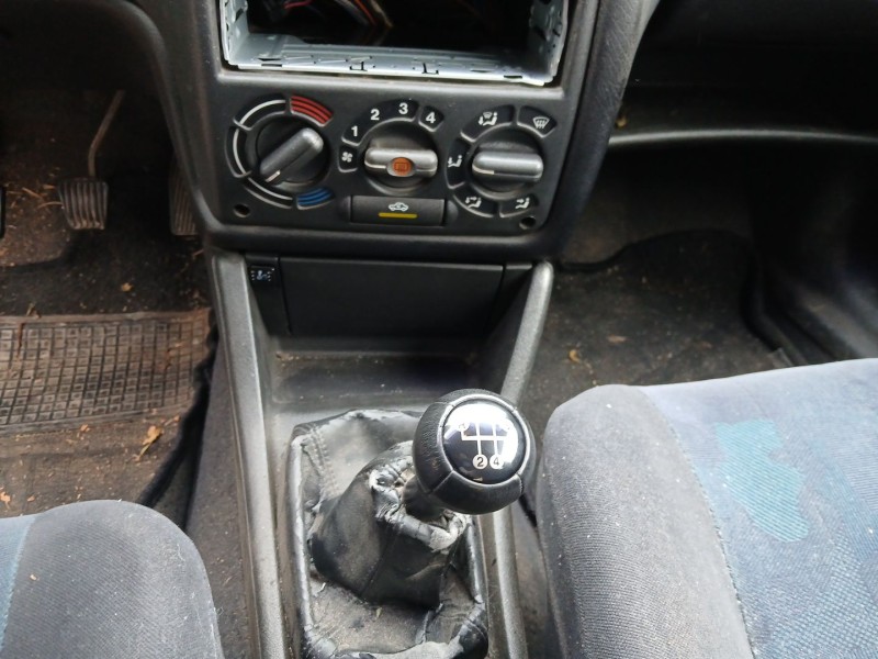 opel astra f hatchback (t92) del año 1996