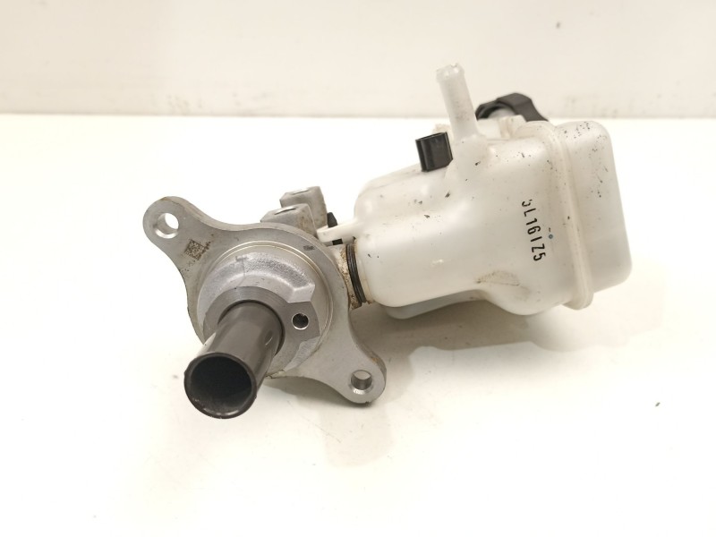 Recambio de bomba de freno para hyundai ix20 (jc) 1.4 crdi referencia OEM IAM 585101K230  