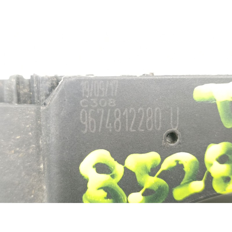 Recambio de manilla trasera derecha para citroën c4 ii (nc_) 1.6 bluehdi 100 referencia OEM IAM 9674812280  