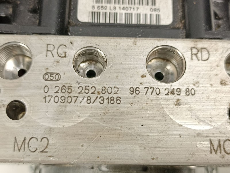 Recambio de abs para citroën c4 ii (nc_) 1.6 bluehdi 100 referencia OEM IAM 9677024980 0265252802 