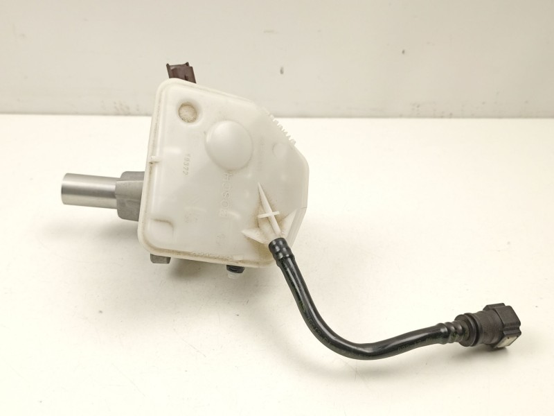 Recambio de bomba de freno para citroën c4 ii (nc_) 1.6 bluehdi 100 referencia OEM IAM 4601Y4  