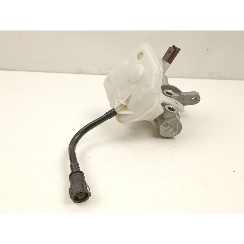 Recambio de bomba de freno para citroën c4 ii (nc_) 1.6 bluehdi 100 referencia OEM IAM 4601Y4  