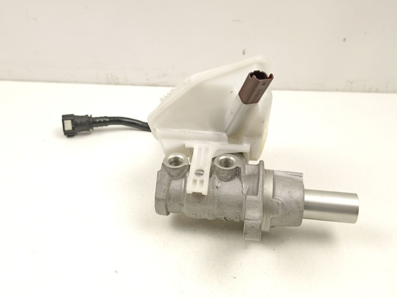 Recambio de bomba de freno para citroën c4 ii (nc_) 1.6 bluehdi 100 referencia OEM IAM 4601Y4  