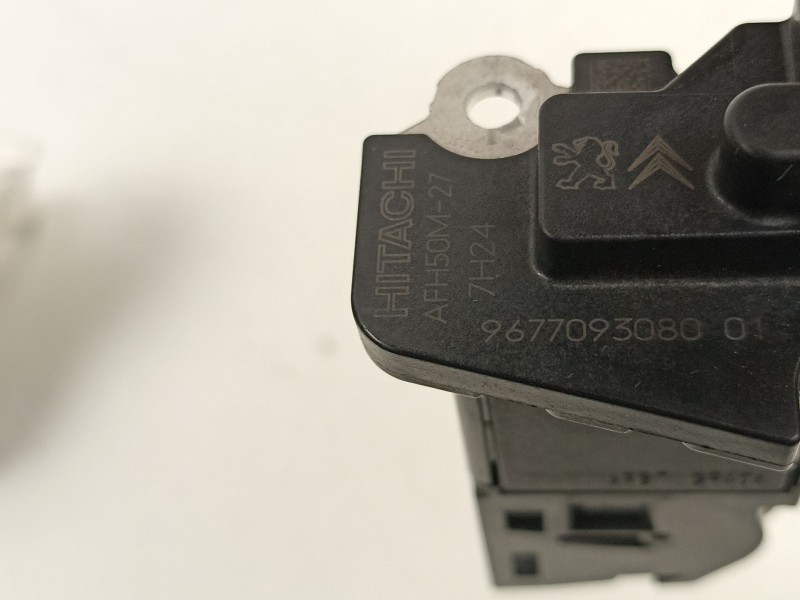 Recambio de caudalimetro para citroën c4 ii (nc_) 1.6 bluehdi 100 referencia OEM IAM 9677093080 AFH50M27 
