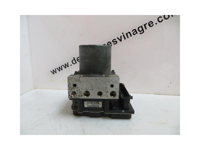 Recambio de abs : renault scenic : 1.9 dci - f9q d812 5p [2003] para renault scenic 1.9 dci - f9q d812 referencia OEM IAM 026523