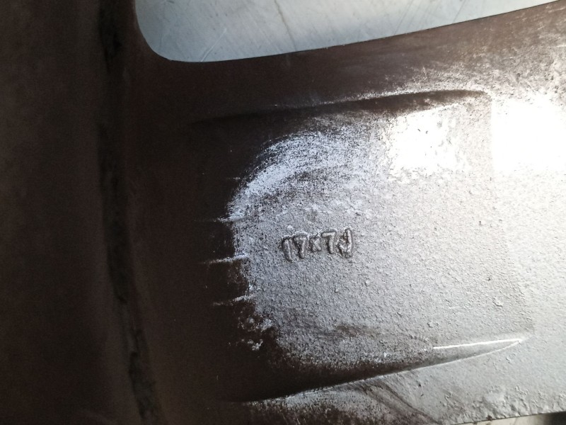 Recambio de juego llantas para chevrolet captiva (c100, c140) 2.2 d referencia OEM IAM 95151220  