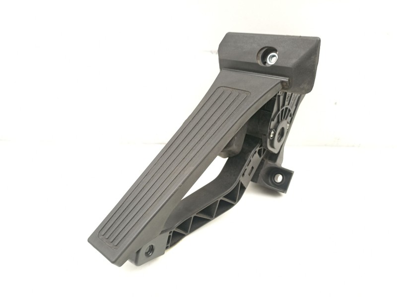 Recambio de potenciometro aceleracion para kia carens iv 1.7 crdi referencia OEM IAM 351904A700  