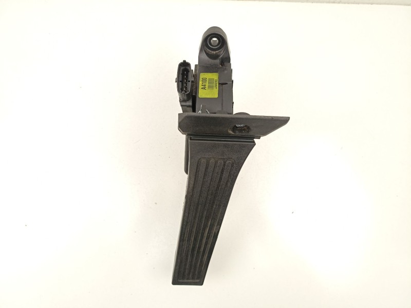 Recambio de potenciometro aceleracion para kia carens iv 1.7 crdi referencia OEM IAM 351904A700  