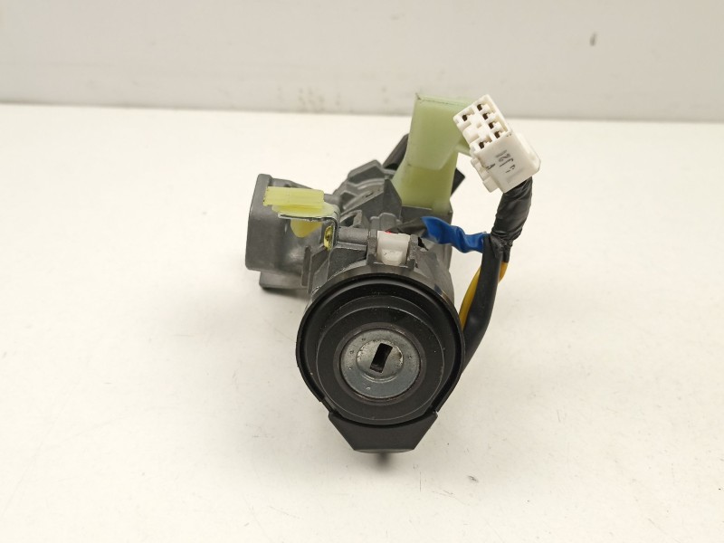 Recambio de conmutador de arranque para kia carens iv 1.7 crdi referencia OEM IAM 81910A4000 49A6101110 