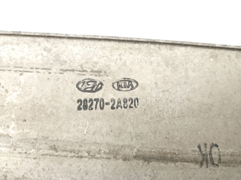 Recambio de radiador intercooler para kia carens iv 1.7 crdi referencia OEM IAM 282702A820  