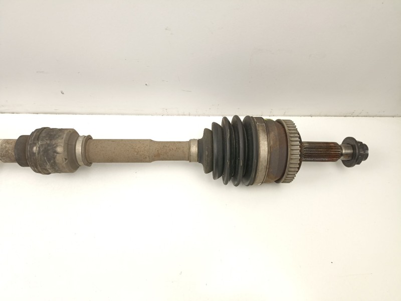 Recambio de transmision delantera derecha para kia carens iv 1.7 crdi referencia OEM IAM 49501A4200  