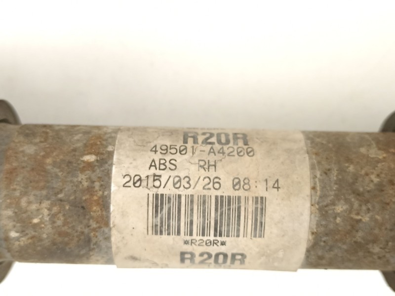 Recambio de transmision delantera derecha para kia carens iv 1.7 crdi referencia OEM IAM 49501A4200  