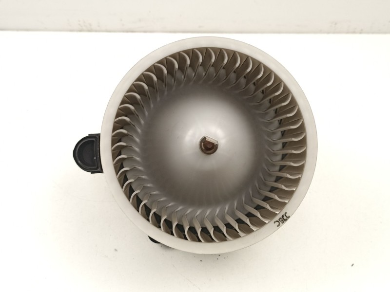 Recambio de motor calefaccion para kia carens iv 1.7 crdi referencia OEM IAM 971133X000 F00S3B2474 