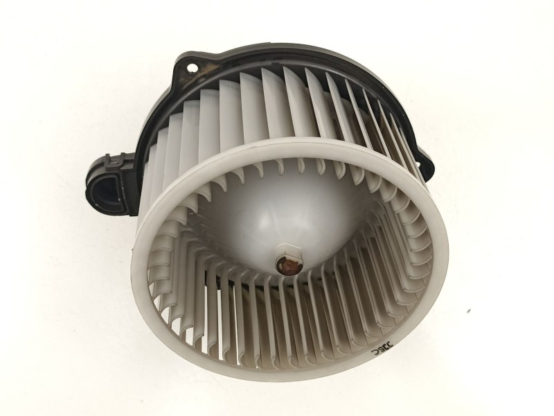 Recambio de motor calefaccion para kia carens iv 1.7 crdi referencia OEM IAM 971133X000 F00S3B2474 