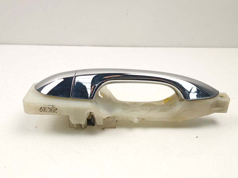 Recambio de manilla trasera izquierda para kia carens iv 1.7 crdi referencia OEM IAM 83655A4000  