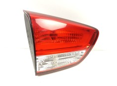 Recambio de piloto porton izquierdo para kia carens iv 1.7 crdi referencia OEM IAM 92403A4010  