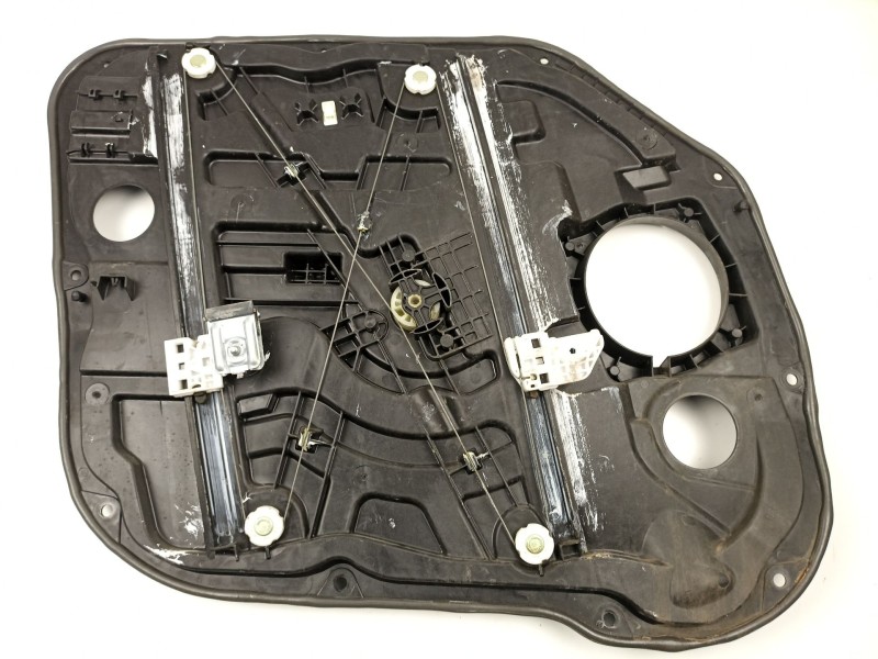 Recambio de elevalunas delantero derecho para kia carens iv 1.7 crdi referencia OEM IAM 82460A4010  