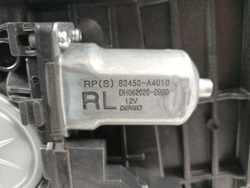 Recambio de elevalunas trasero izquierdo para kia carens iv 1.7 crdi referencia OEM IAM 83450A4010  