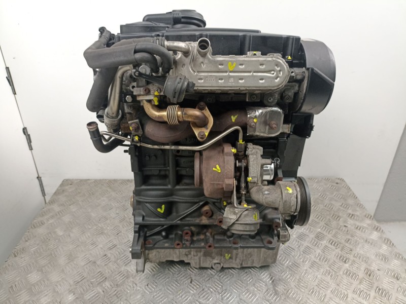 Recambio de motor turbo diesel para seat leon (1p1) 2.0 tdi 16v referencia OEM IAM BKD  