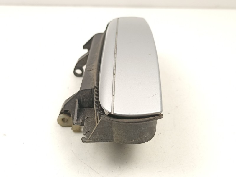 Recambio de manilla trasera derecha para seat exeo st (3r5) 2.0 tdi referencia OEM IAM 4B0839885  