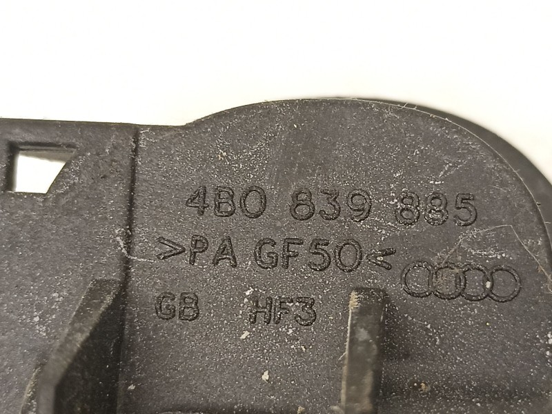 Recambio de manilla trasera derecha para seat exeo st (3r5) 2.0 tdi referencia OEM IAM 4B0839885  