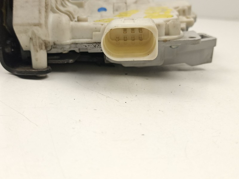 Recambio de cerradura puerta delantera derecha para seat exeo st (3r5) 2.0 tdi referencia OEM IAM 8E1837016AA  