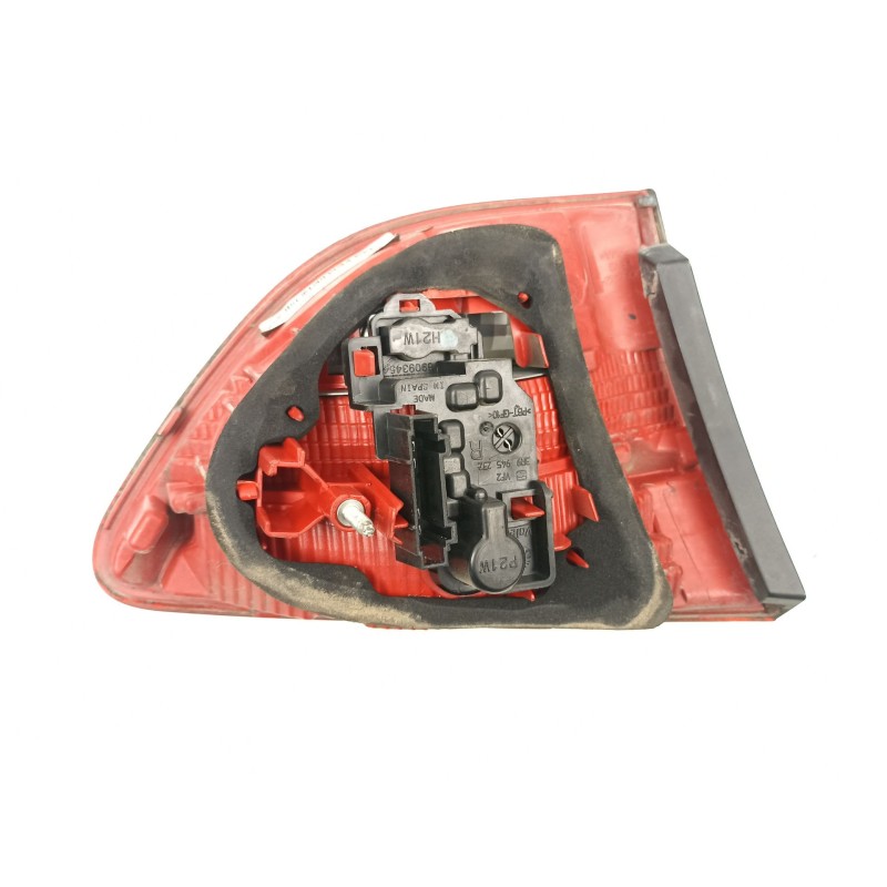 Recambio de piloto porton derecho para seat exeo st (3r5) 2.0 tdi referencia OEM IAM 3R9945094 89500361 