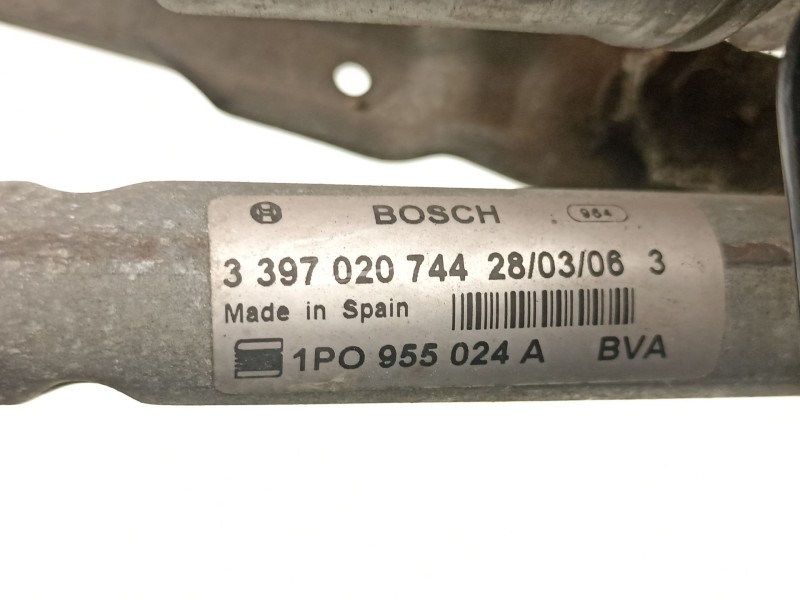 Recambio de motor limpia delantero para seat leon (1p1) 2.0 tdi 16v referencia OEM IAM 1P0955024A 3397020744 