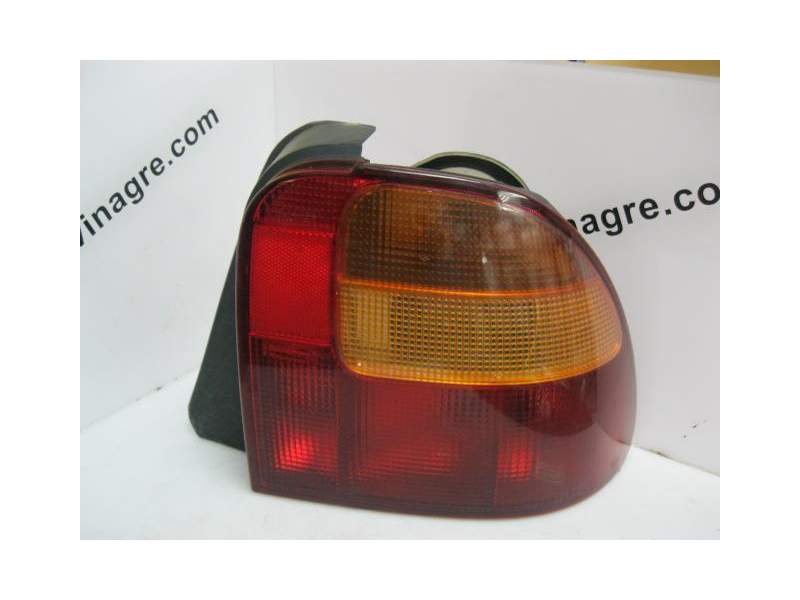 Recambio de piloto trasero derecho para rover 420 2.0 td /20t2n referencia OEM IAM   