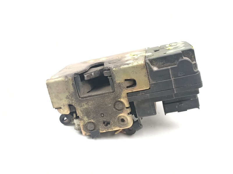 Recambio de cerradura puerta delantera izquierda para peugeot 206 van 1.4 hdi referencia OEM IAM 9135H2  