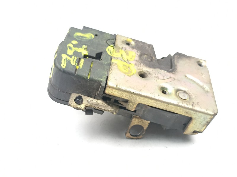 Recambio de cerradura puerta delantera izquierda para peugeot 206 van 1.4 hdi referencia OEM IAM 9135H2  