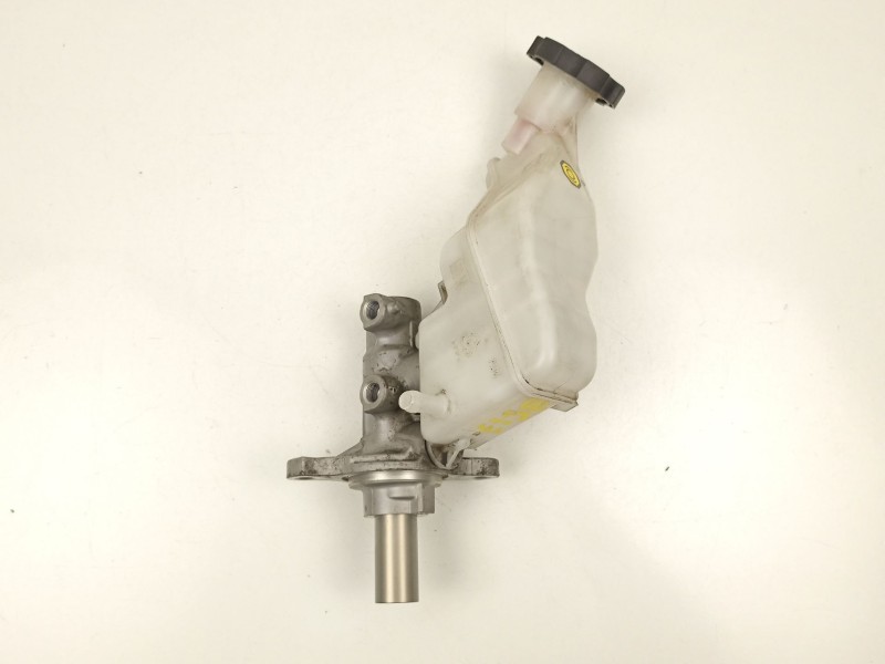 Recambio de bomba de freno para kia carens iv 1.7 crdi referencia OEM IAM 58510A4800  