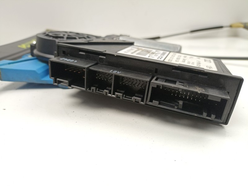 Recambio de elevalunas delantero derecho para seat exeo st (3r5) 2.0 tdi referencia OEM IAM 8E0837462C  8E1959802H