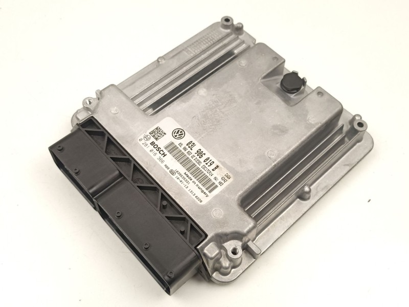 Recambio de centralita para seat exeo st (3r5) 2.0 tdi referencia OEM IAM 03L906019B 0281016366 03L906022GE