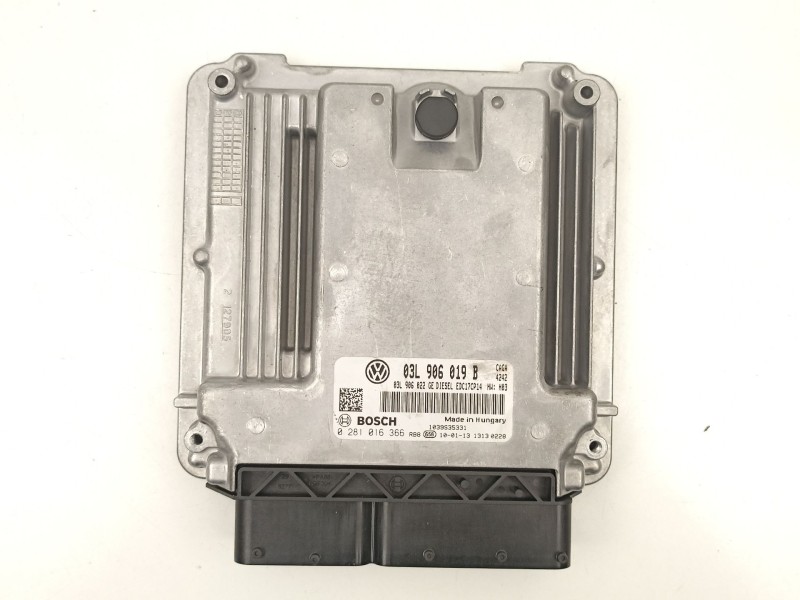 Recambio de centralita para seat exeo st (3r5) 2.0 tdi referencia OEM IAM 03L906019B 0281016366 03L906022GE