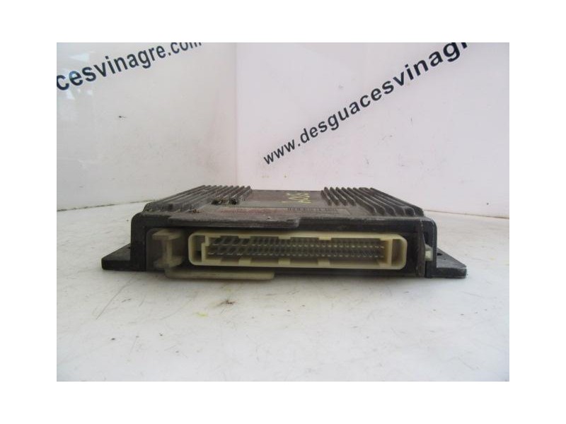 Recambio de centralita : renault megane : 2.0 g (113,53cv) [1997] para renault megane 2.0 g referencia OEM IAM 7700107006---D  