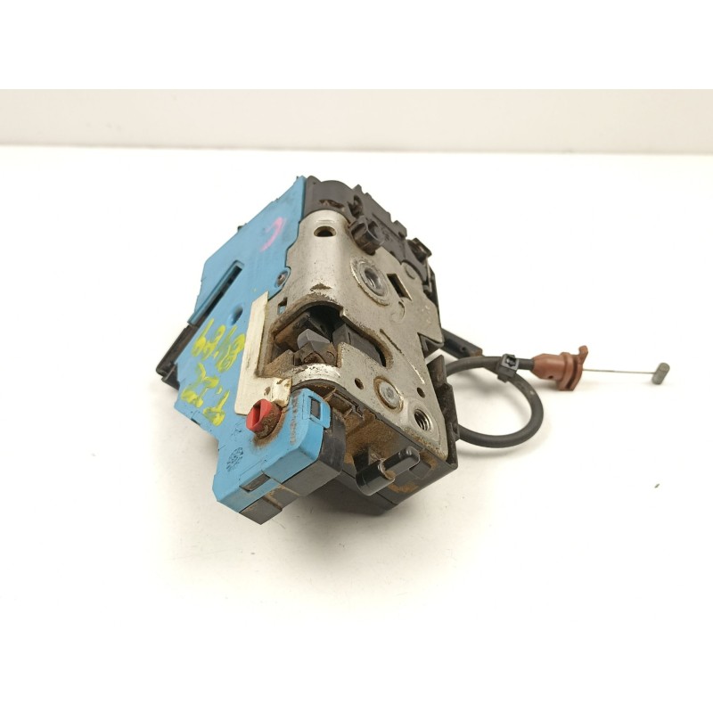 Recambio de cerradura puerta trasera izquierda para citroën c4 i sedán 1.6 hdi referencia OEM IAM 9137G3  