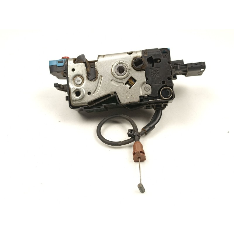 Recambio de cerradura puerta trasera izquierda para citroën c4 i sedán 1.6 hdi referencia OEM IAM 9137G3  