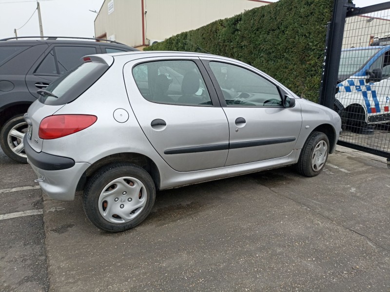 peugeot 206 hatchback (2a/c) del año 2001