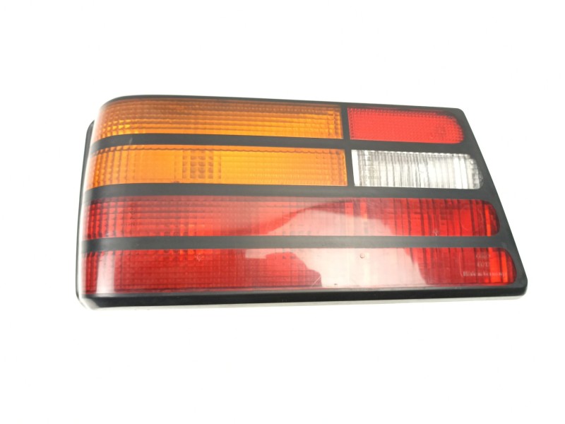 Recambio de piloto trasero izquierdo para ford orion ii (aff) 1.6 d referencia OEM IAM 86AG13A603CA  