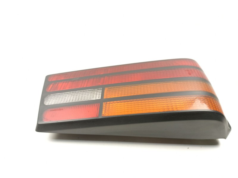 Recambio de piloto trasero izquierdo para ford orion ii (aff) 1.6 d referencia OEM IAM 86AG13A603CA  