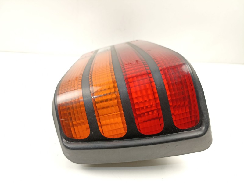 Recambio de piloto trasero izquierdo para ford orion ii (aff) 1.6 d referencia OEM IAM 86AG13A603CA  