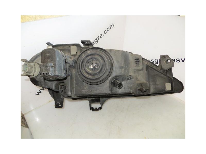 Recambio de faro izq. : renault megane : 1.9 td /f9q q7 [2001] para renault megane 1.9 td /f9q q7 referencia OEM IAM PLASTICO  