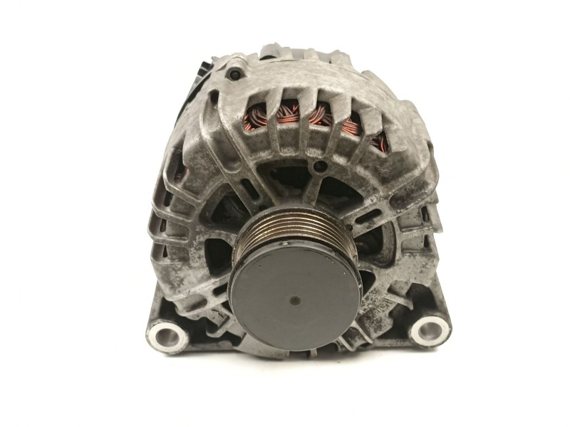 Recambio de alternador para citroën c4 i sedán 1.6 hdi referencia OEM IAM 9665617780 TG15C134 