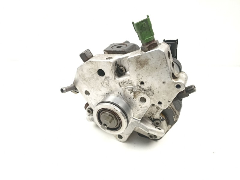 Recambio de bomba inyectora diesel para volvo xc70 ii (136) d5 awd referencia OEM IAM 8692521 0445010111 