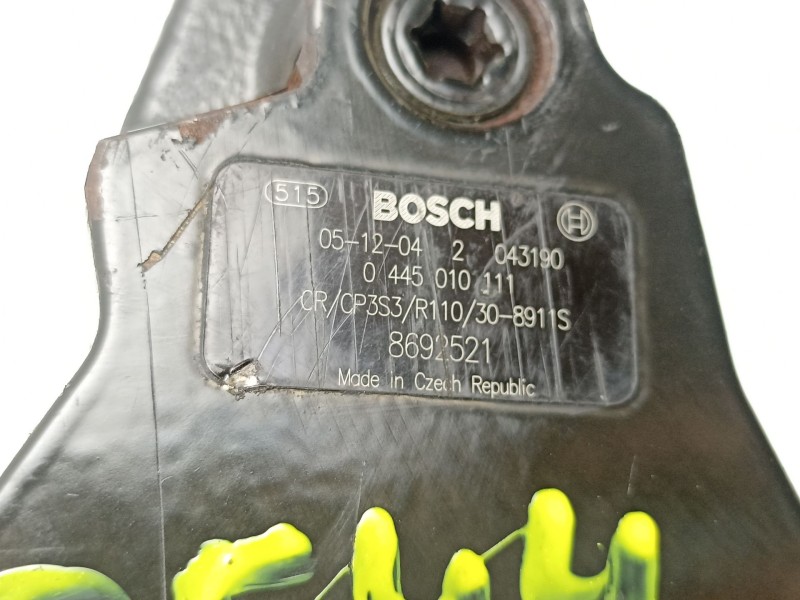 Recambio de bomba inyectora diesel para volvo xc70 ii (136) d5 awd referencia OEM IAM 8692521 0445010111 