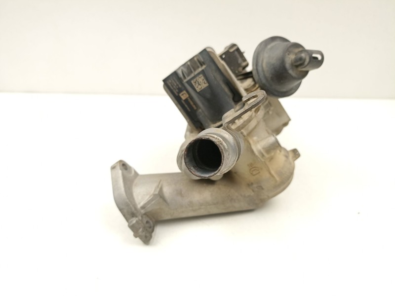 Recambio de valvula egr para peugeot 308 1.6hdi 9h05 112cv 6velocidades referencia OEM IAM 9671187780 70215615 